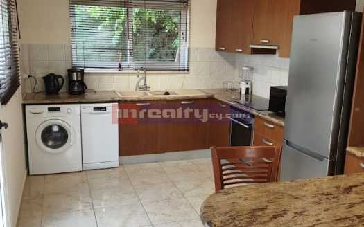 3 B/R HOUSE IN TOURIST AREA