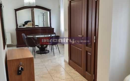 3 B/R HOUSE IN TOURIST AREA