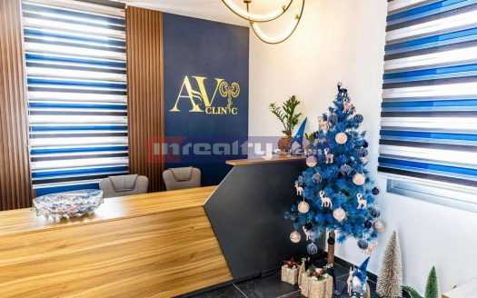 F/F MEDICAL OFFICES NEAR AJAX HOTEL