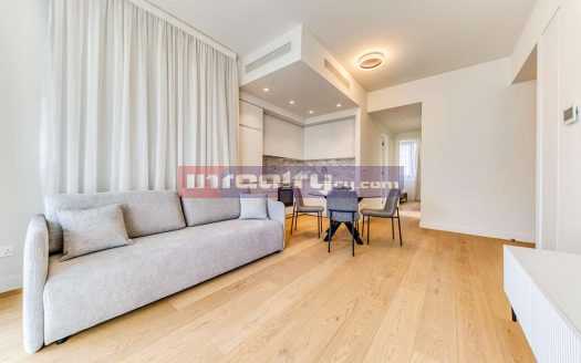 MODERN 1 B/R APARTMENT NEAR APOLONIA HOTEL