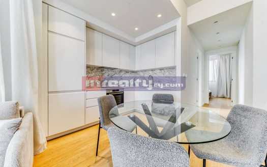 MODERN 1 B/R APARTMENT NEAR APOLONIA HOTEL