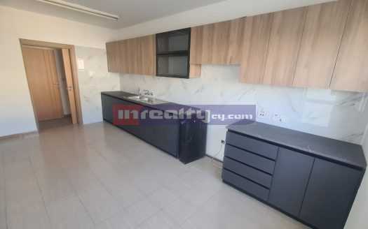 3 B/R APARTMENT TOURIST AREA