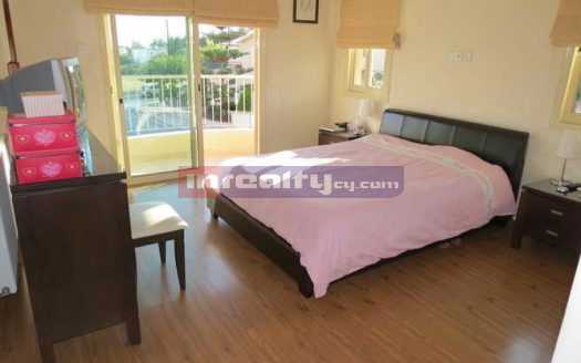 4 B/R U/F SEMI-DETACHED HOUSE IN AG.ATHANASIOS