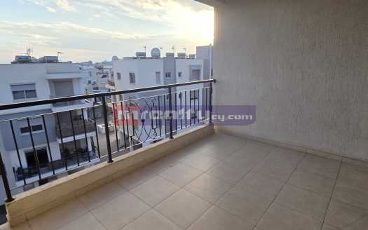 THREE BEDROOM FLAT IN MESA GEITONIA
