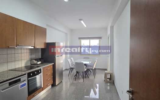 THREE BEDROOM FLAT IN MESA GEITONIA