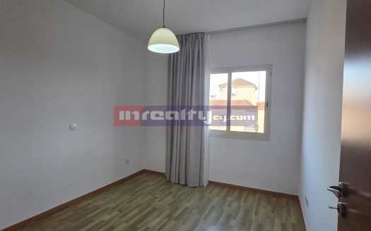 THREE BEDROOM FLAT IN MESA GEITONIA