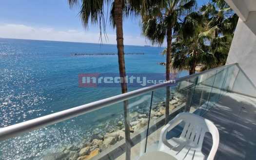 SEA-FRONT 3 BEDROOM F/F FLAT