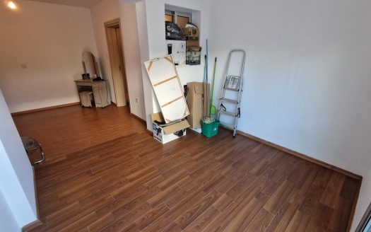 2B/R FLAT IN AGIA FYLA AREA