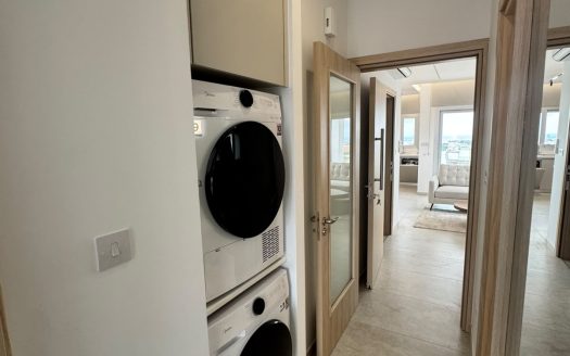 STUNING BRAND NEW 1-BEDROOM FLAT WITH SEA VIEWS